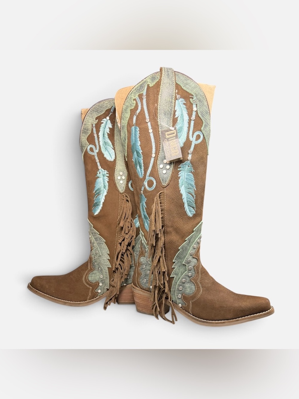 NWT Dingo Western Dreamcatcher Feather Embroidered w/ Studs Boots - Size 6.5 - Picture 4 of 8